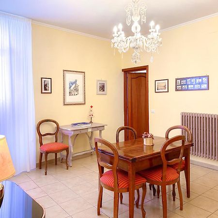Appartamento Piazza Santa Maria Nuova ヴィテルボ エクステリア 写真