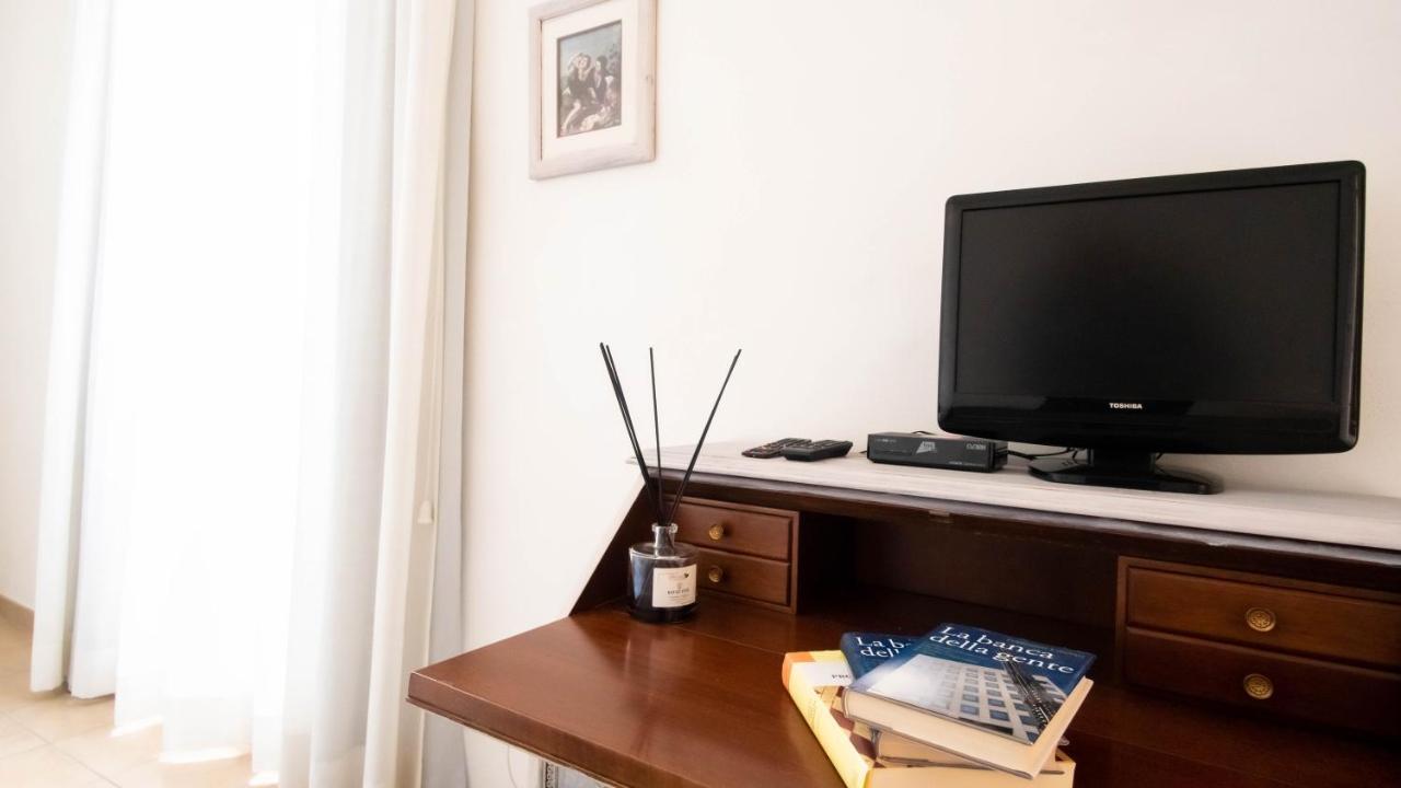 Appartamento Piazza Santa Maria Nuova ヴィテルボ エクステリア 写真