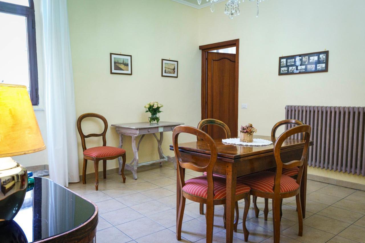 Appartamento Piazza Santa Maria Nuova ヴィテルボ エクステリア 写真